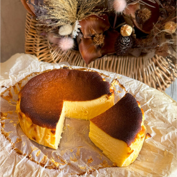 香ばしさの極みのバスクチーズケーキ